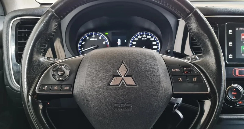 Mitsubishi Outlander cena 75000 przebieg: 133000, rok produkcji 2017 z Pilawa małe 466